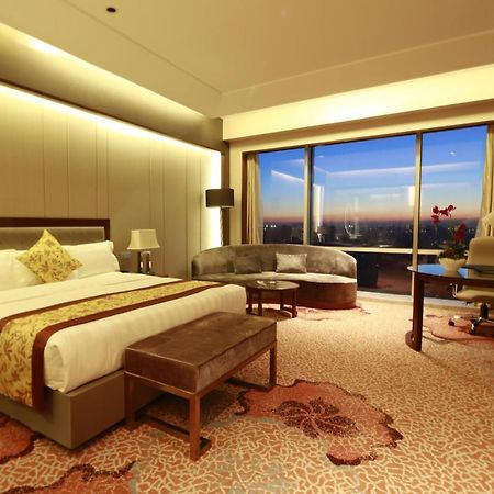 The Longemont Shenyang Hotell Exteriör bild