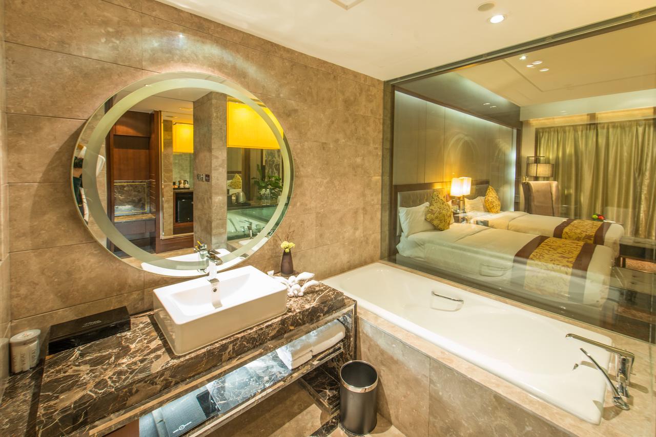 The Longemont Shenyang Hotell Exteriör bild
